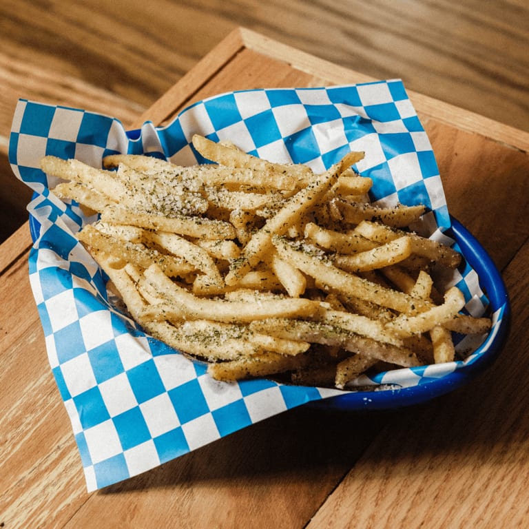 Delicious Fries: A Crispy Side for Every Meal